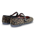 Victoria gong-fu leopard