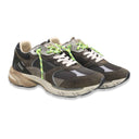 Crime london fugitive 9094 military